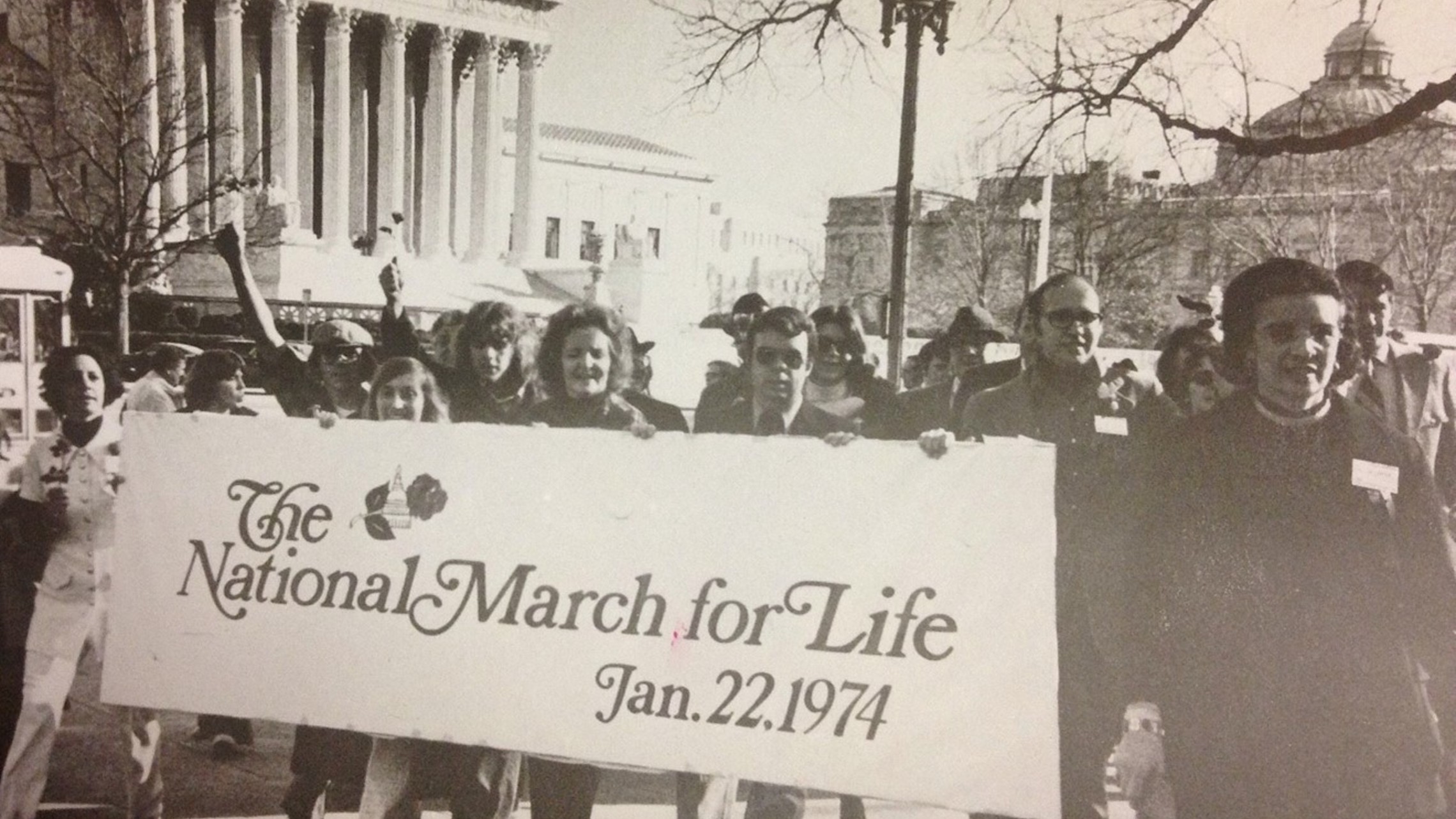 black and white photo of 1974 March for Life participants